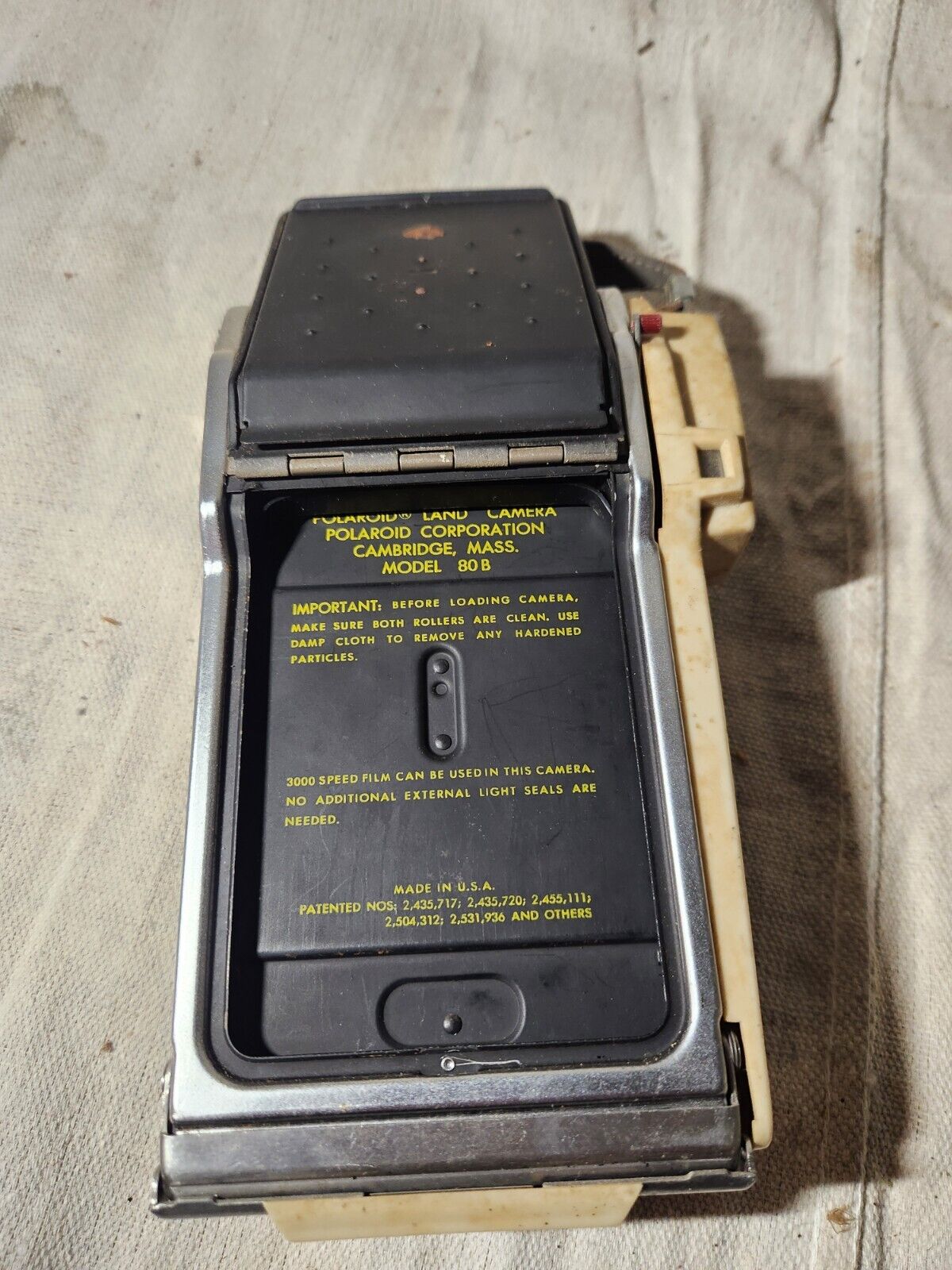 Vintage Polaroid Land Camera Model 80B W/ Case