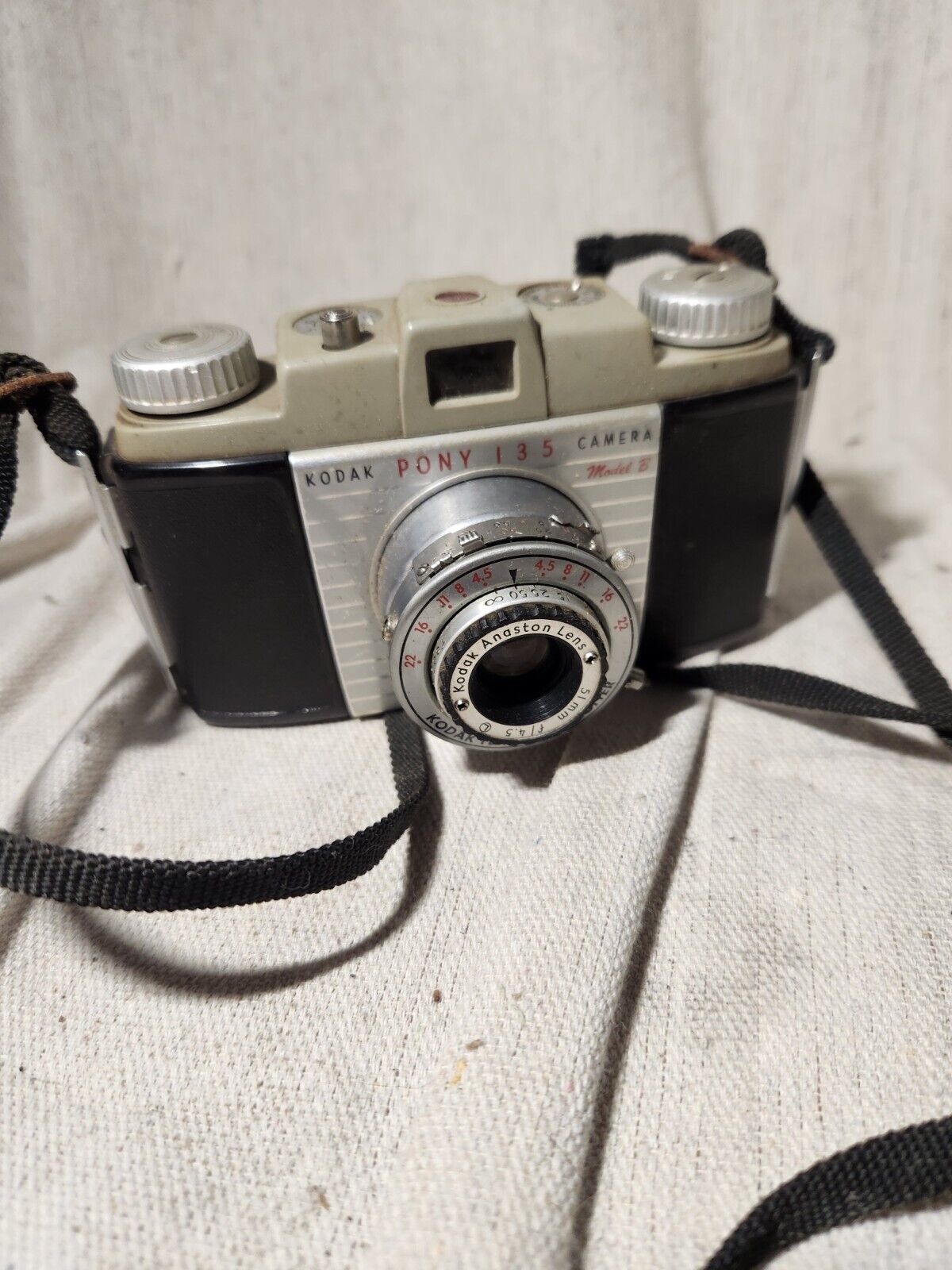 Vintage Kodak Pony 135 Camera With Brown Leather Carry Case