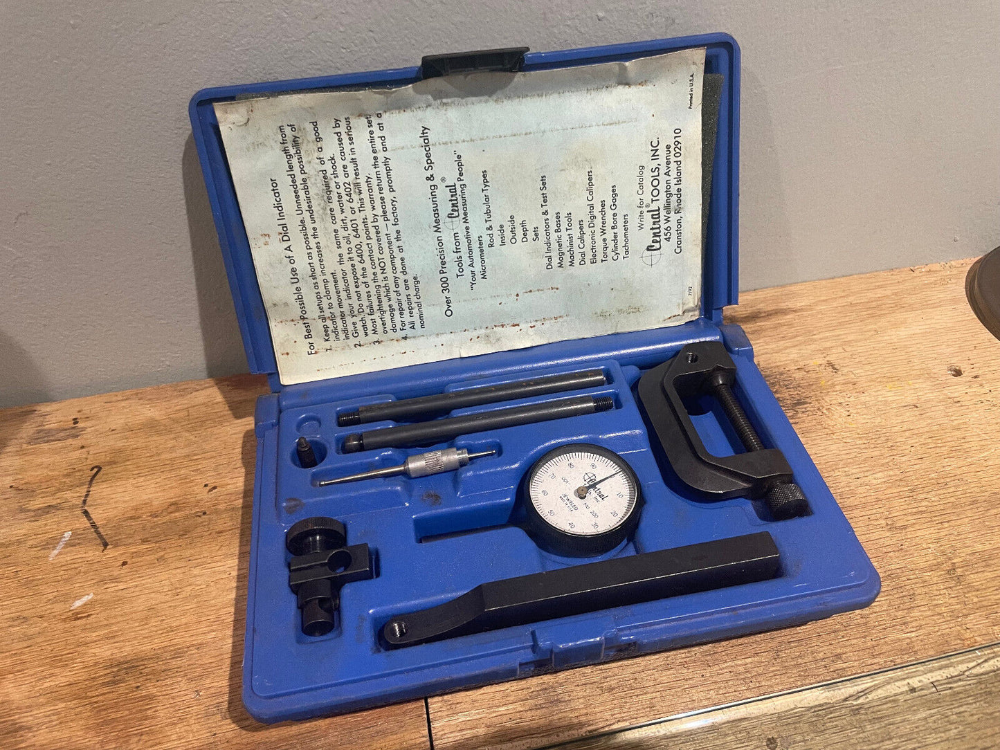 Central Tools #200 Dial Indicator Set with Instructions and Extra Dial Indicator